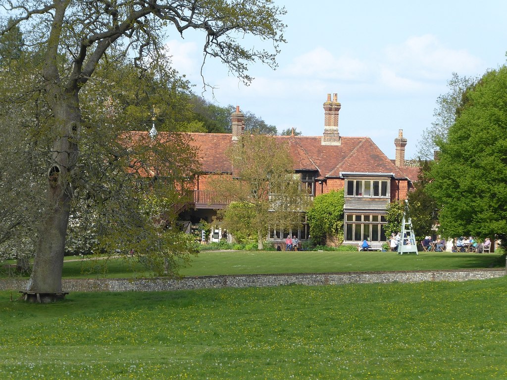 Selbourne Routledge Gilbert White’s Selborne – A Listening Heart