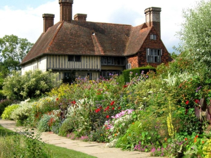 A Very English&nbsp;Garden